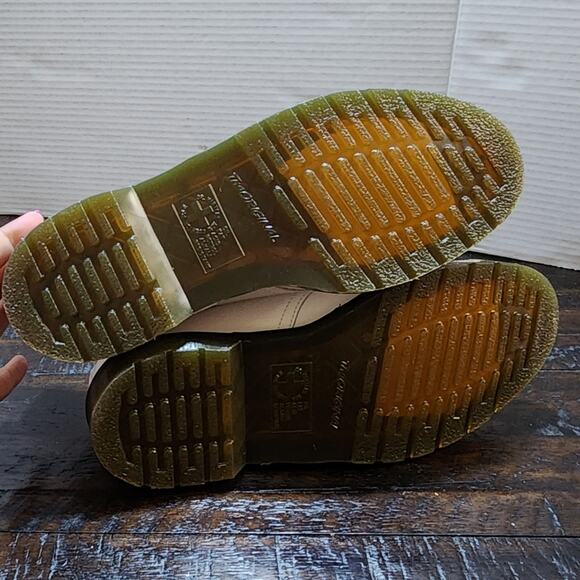 Dr. MARTENS 91461 WOMEN'S White PATENT LEATHER OXFORD SHOES size 10 - Picture 8 of 11